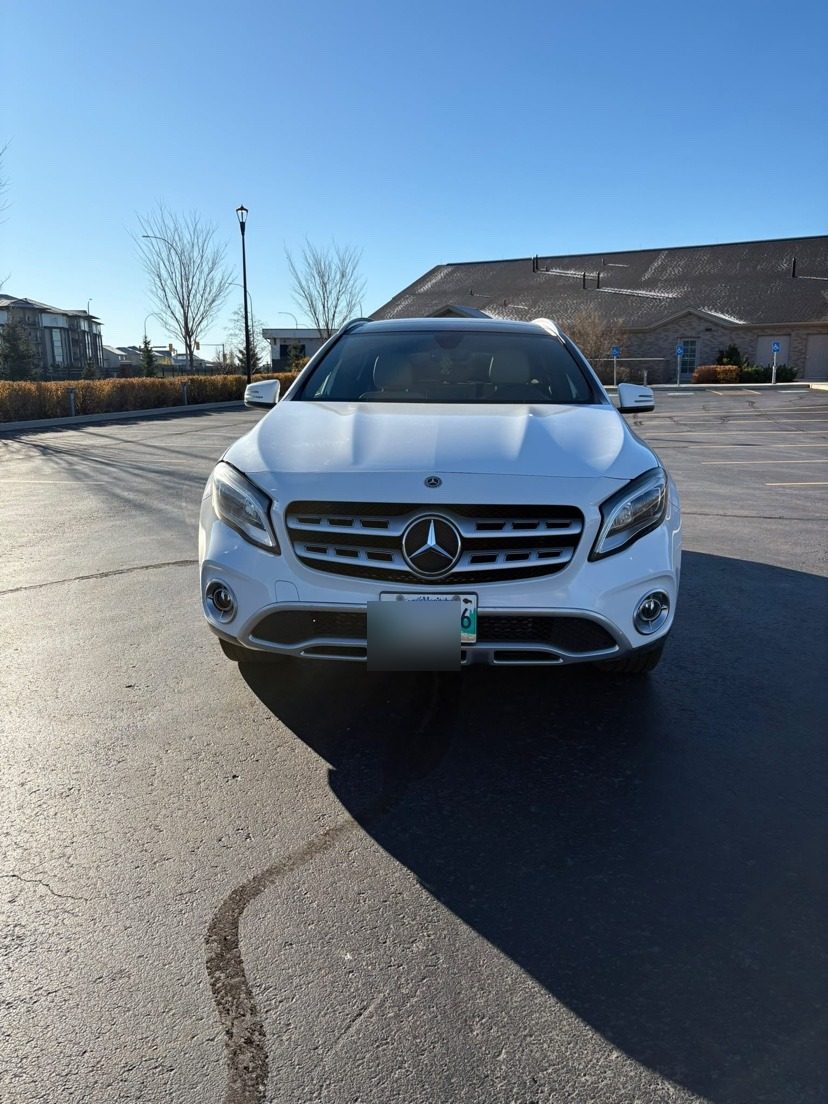 2020 Mercedes-Benz GLA 250 4MATIC photo 1