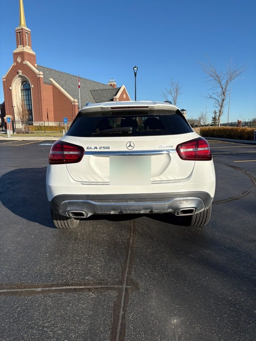 2020 Mercedes-Benz GLA 250 4MATIC photo 4
