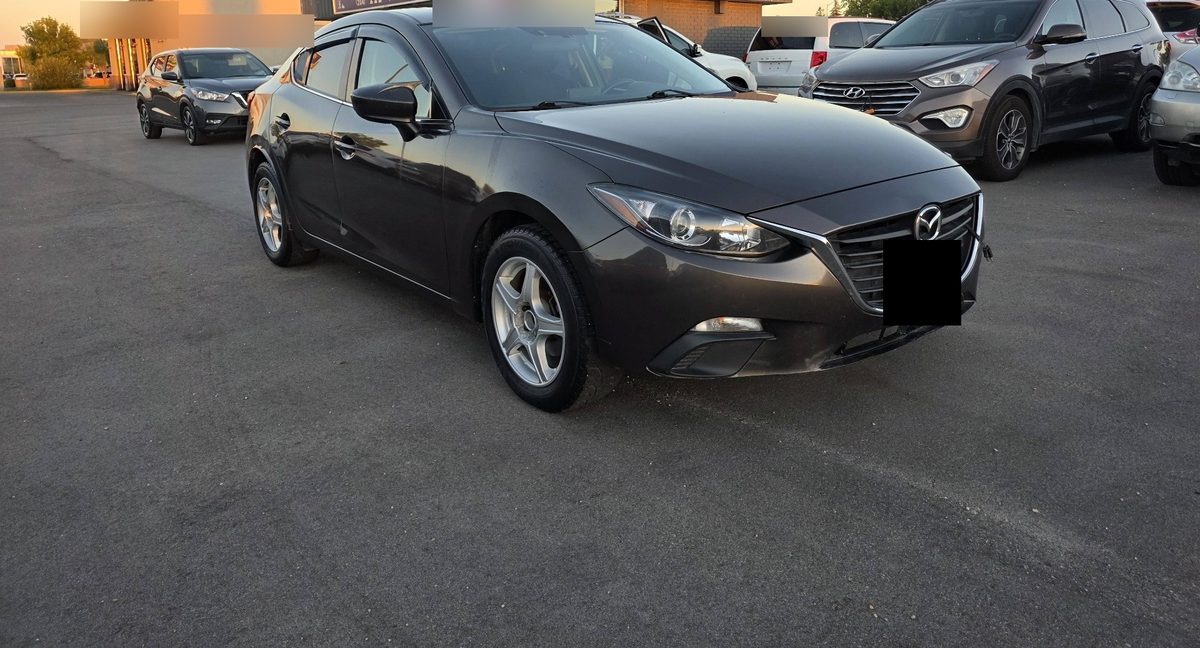 2016 Mazda Mazda3 photo 1