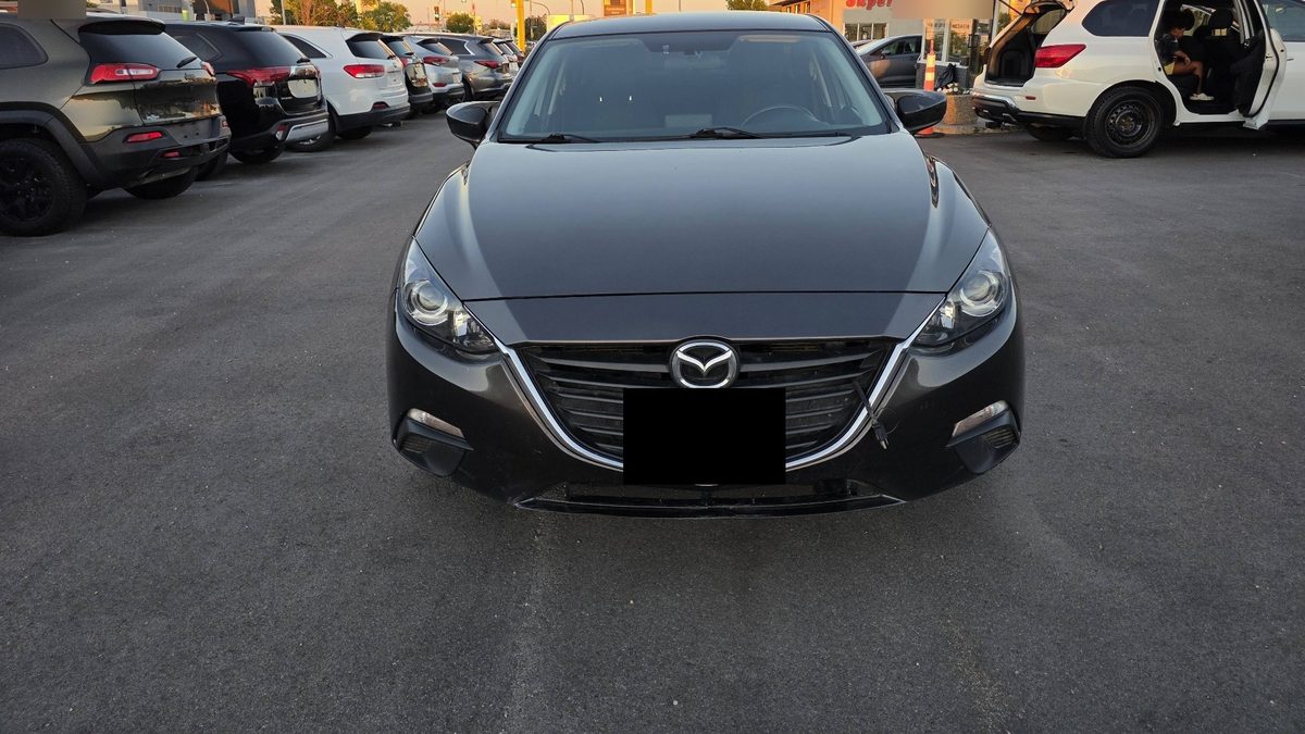 2016 Mazda Mazda3 photo 2
