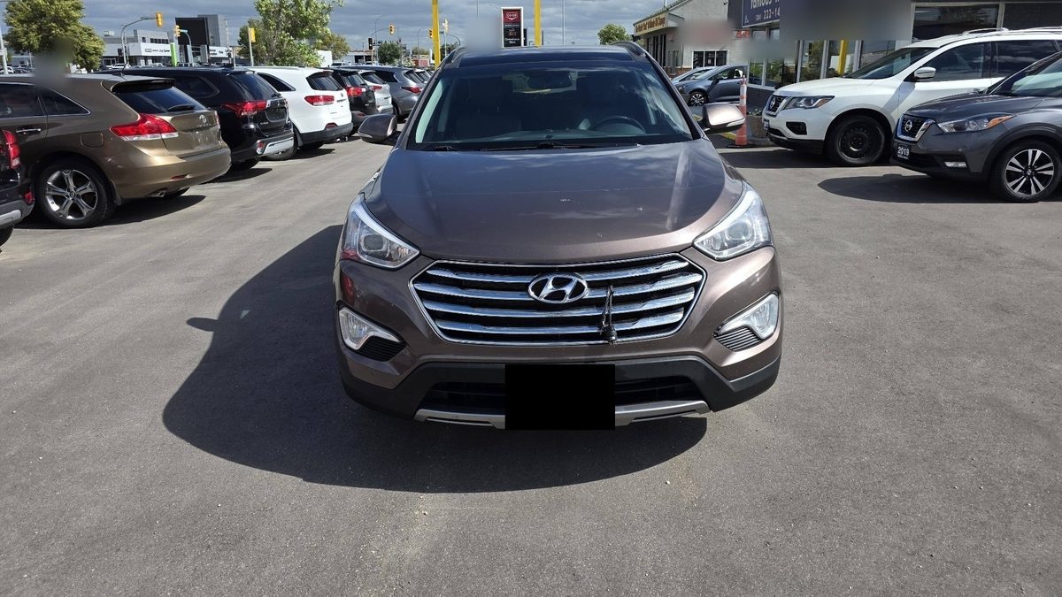 2014 Hyundai Santa Fe XL photo 2