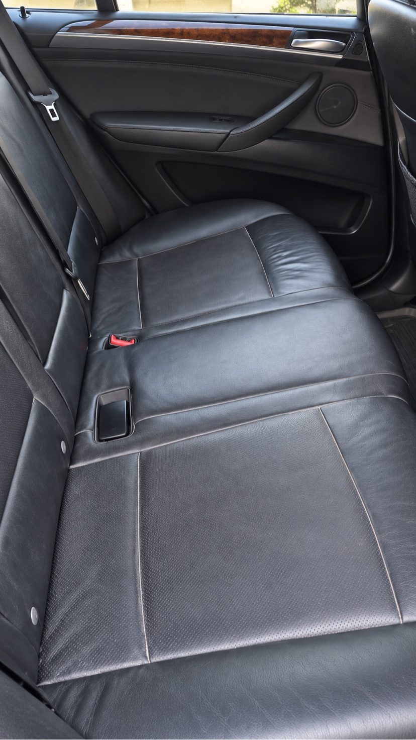 2012 BMW X5 photo 2